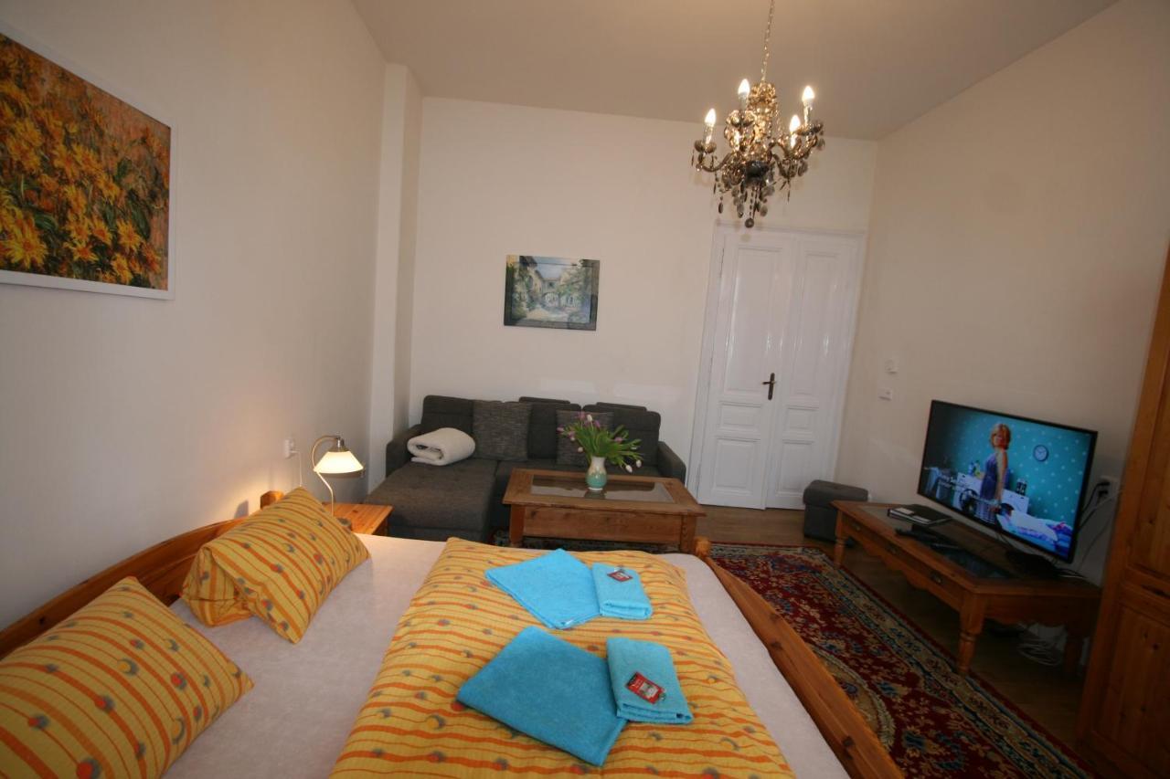 Apartment No. 16B Svahova 14 كارلوفي فاري المظهر الخارجي الصورة